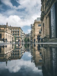 street-reflection-san-sebastian